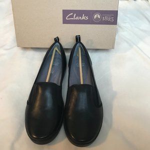 Clarks Women's Penwick Albee Black Leather Flats